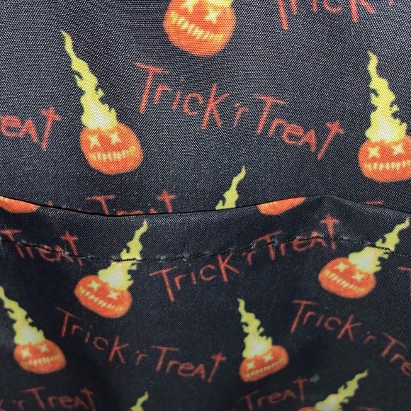 Loungefly Trick 'r Treat Sam Pumpkin Mini Backpack & Zip-Around Wallet - Picture 12 of 13